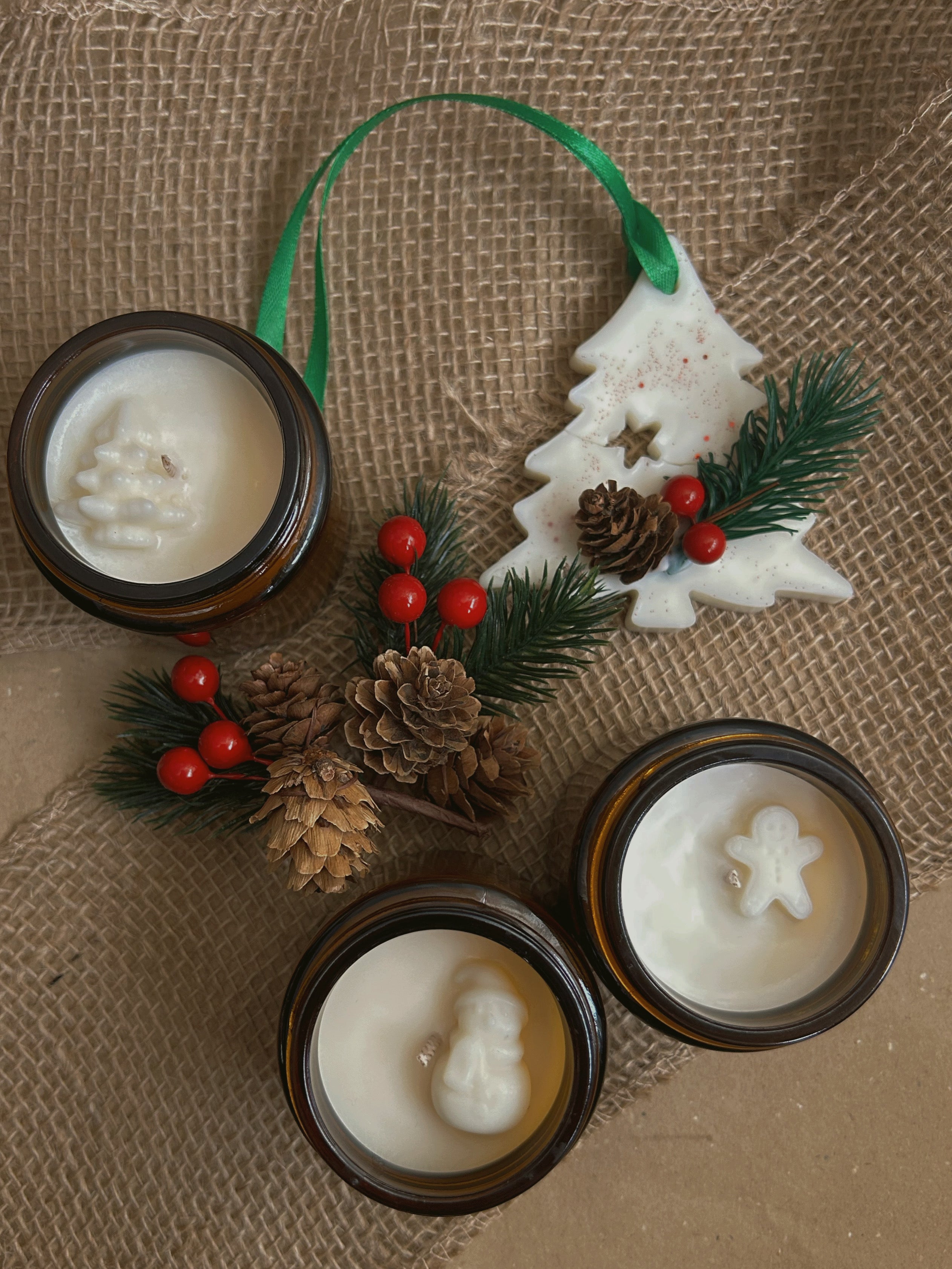 Pack Navidad 1 • 3 velas + Ambientador especial.