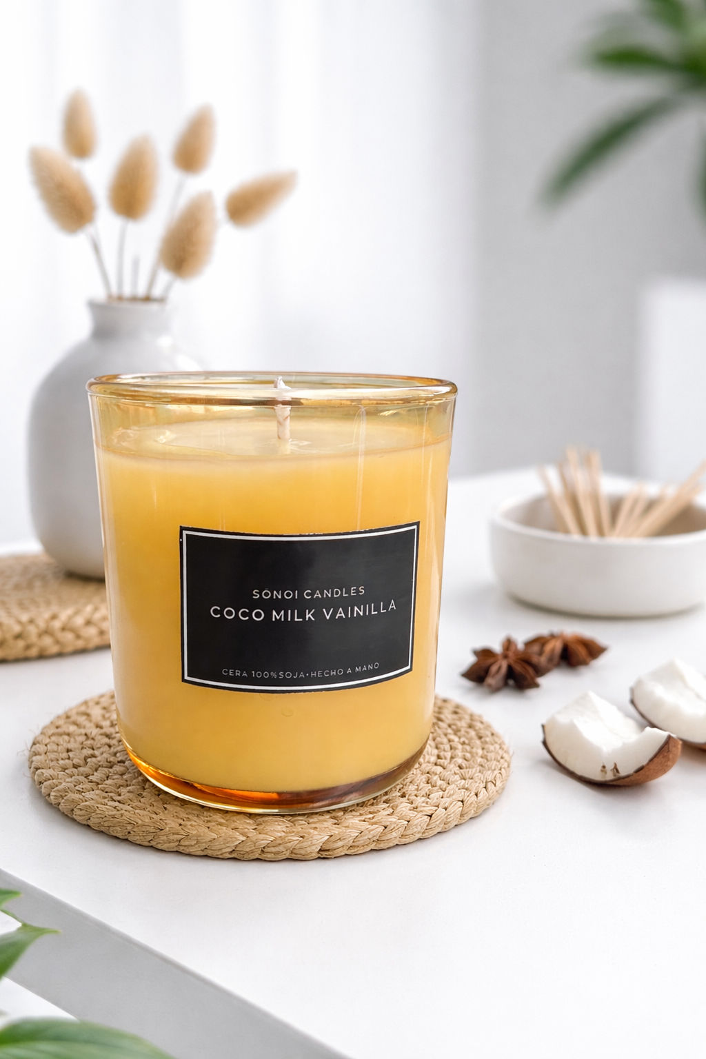 Vela ámbar• Leche de coco y vainilla